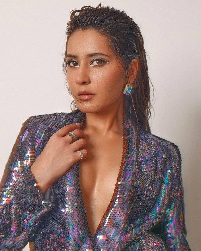raashi khanna_teluguvox 5